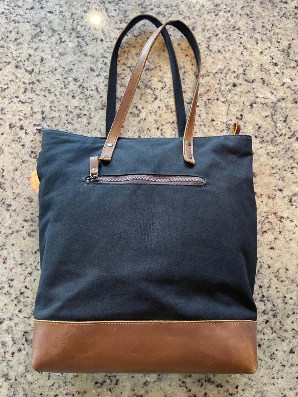 vaschy stylish black